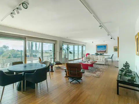 Departamento en Alquiler de 4 dormitorios