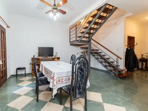 Casa en Venta con 1 cochera