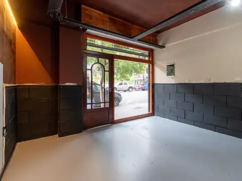 Local Comercial en Alquiler en Cañitas. Dueño directo.
