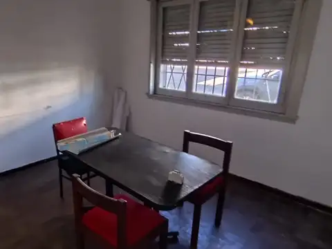 Casa en Venta en Liniers, USD 220.000