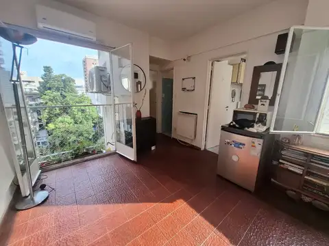 Luminoso departamento 2 ambientes con cocina separada en Belgrano R