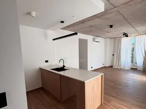 Departamento en Venta con 1 cochera