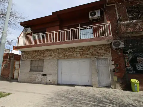 PH 4 ambientes con patio en venta - Villa Lugano