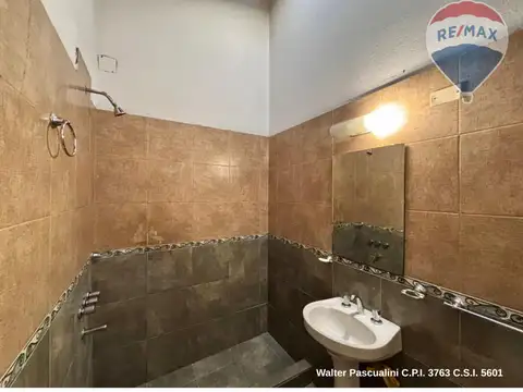 Depto Tipo Casa en Alquiler 70 años