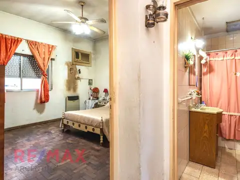 Casa 3 ambientes con 1 baño