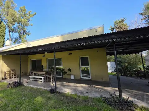 LDO. Venta Casa 3 ambientes Pileta Lote de 1912 m2 Barrio El Remanso, Exaltacion de la Cruz