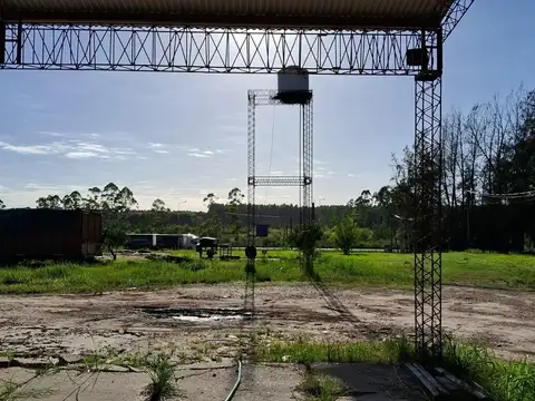 Galpon en Alquiler 300  mts Frente