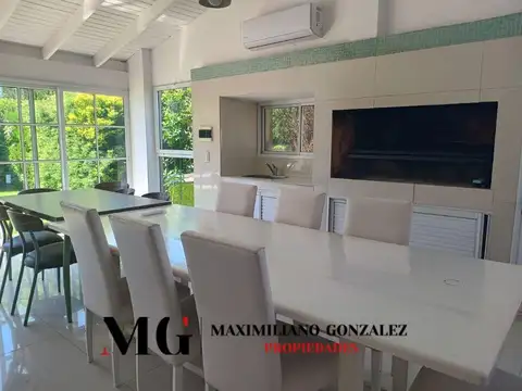 Casa en Venta con 1 cochera