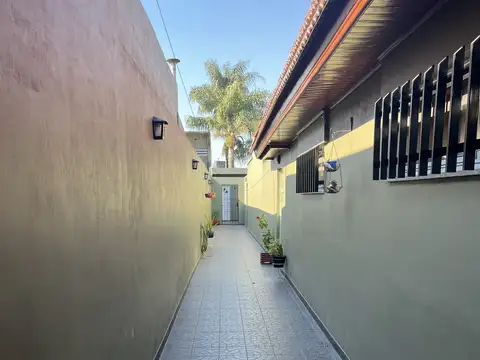 Depto Tipo Casa en Alquiler de 2 ambientes