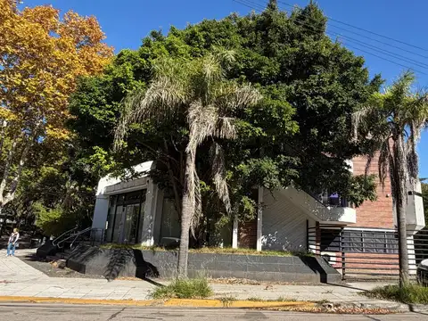 Local en Venta en San Isidro Vias / Rolon, USD 790.000