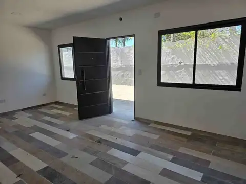 Depto Tipo Casa 3 ambientes con 1 baño