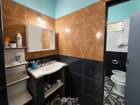 Casa 5 ambientes con 1 baño