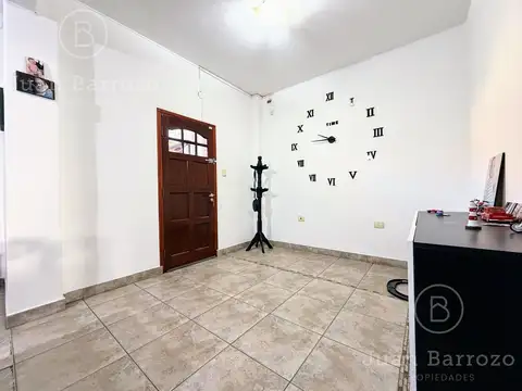 Casa en Alquiler con 1 cochera
