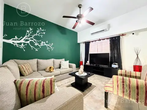 Casa 4 ambientes con 2 baños