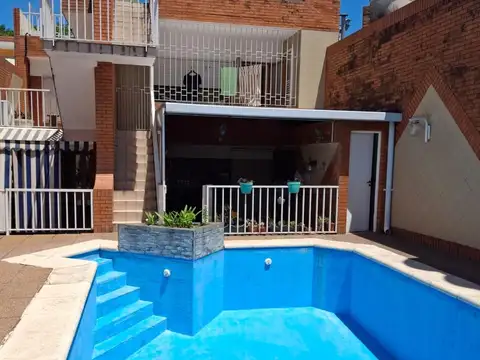 Casa de 4 dormitorios en Barrio Abasto