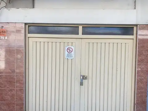 Cochera fija cubierta  en planta baja - Villa Devoto! 