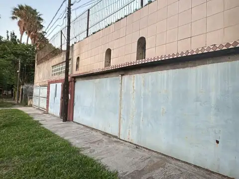 Venta de terreno 18x12 a metros de la UCSF