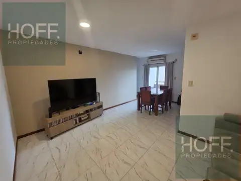 Departamento en alquiler de 2 dormitorios con cochera