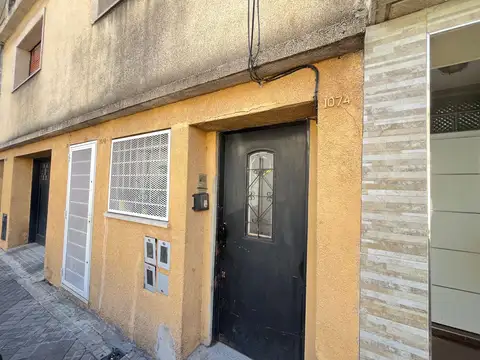 Pje Eudoro Díaz al 1000