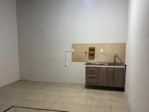 Casa en Alquiler en Presidente Derqui, $ 750.000