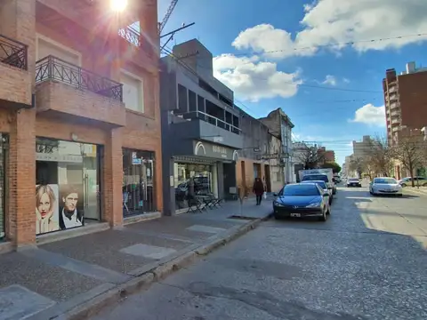 Local en Venta Via Pública