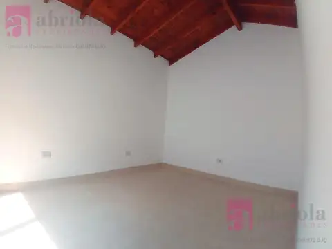 Depto Tipo Casa en Alquiler de 1 dormitorio