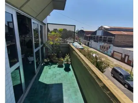 Ovidio lagos  3810 , Piso 1