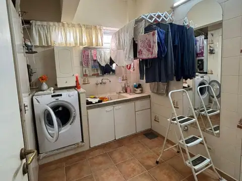 Depto Tipo Casa en Venta con 1 cocheras