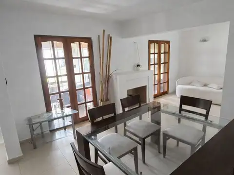 Casa en Venta en Las Rosas, USD 255.000