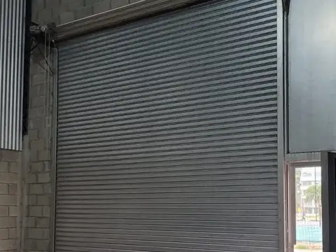 DEPOSITO en VENTA   Chiclana y Jose Hernandez - PILAR