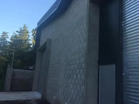 DEPOSITO en ALQUILER   Chiclana y Jose Hernandez - PILAR