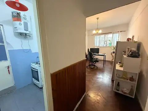 MOLDES 2200, Piso PB