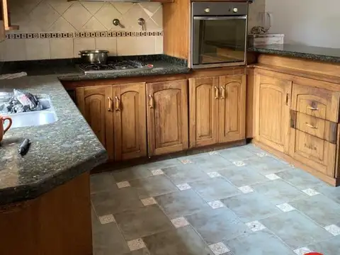 Depto Tipo Casa en Venta con 1 cocheras