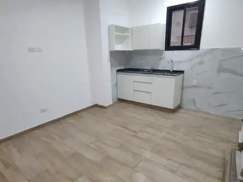 HERMOSO 2 AMB CON PATIO - REFACCIONADO A NUEVO