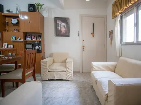 Depto Tipo Casa en Venta en Caballito, USD 148.000
