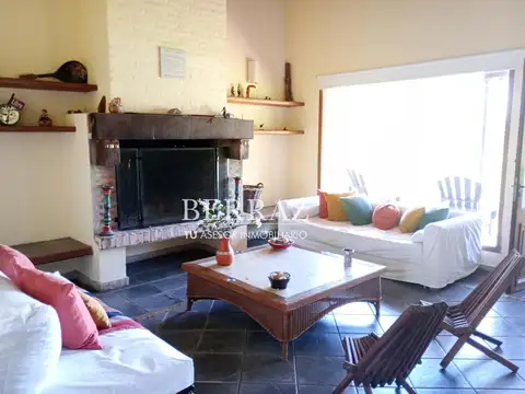 Casa en Venta en La Escondida, USD 380.000