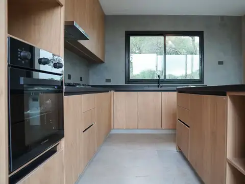 Casa en Venta al Este