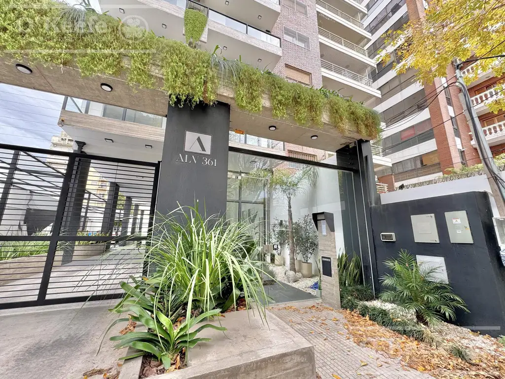 Alvear al 300