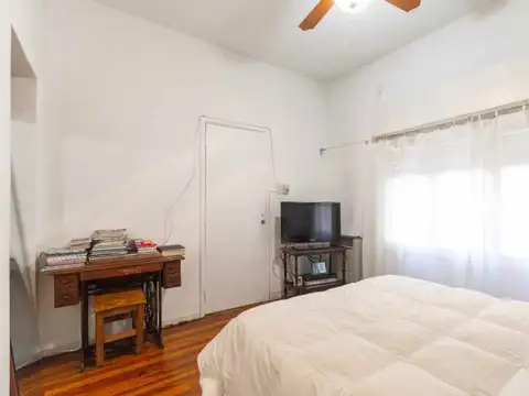 VENTA CASA 4 AMB CON JARDIN Y COCHERA