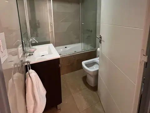 Departamento en Alquiler Temporal con 1 cocheras