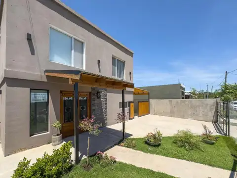 Luis Alberto Ibañez  al 2000