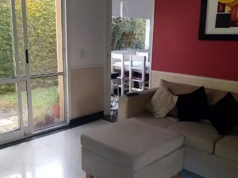 Excelente chalet de dos plantas en Country Club El Pato