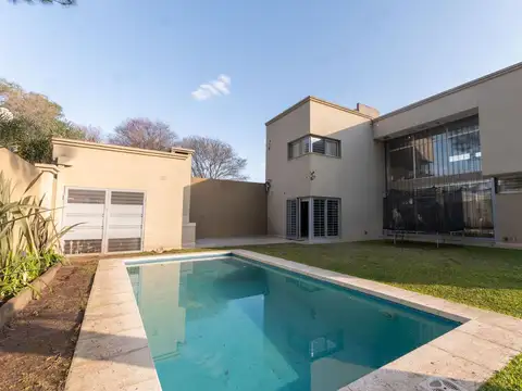 CASA ESTILO COUNTRY EN BOSQUES DE LA SALLE
