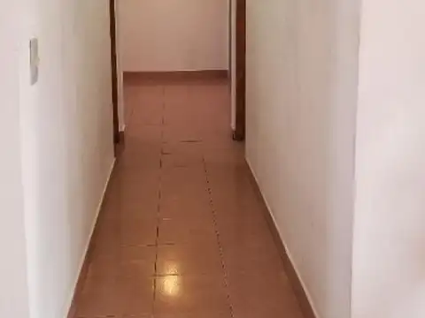 Depto Tipo Casa en Alquiler de 2 dormitorios