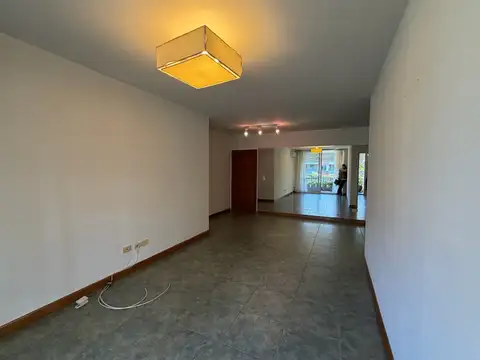 Departamento en Venta en Jardines De San Isidro, USD 175.000