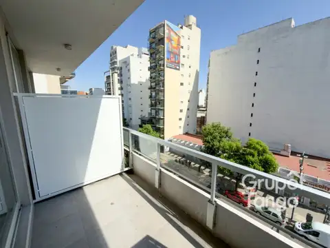 Santiago del estero 831 , Piso 5