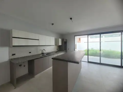 Casa en Venta 1 año