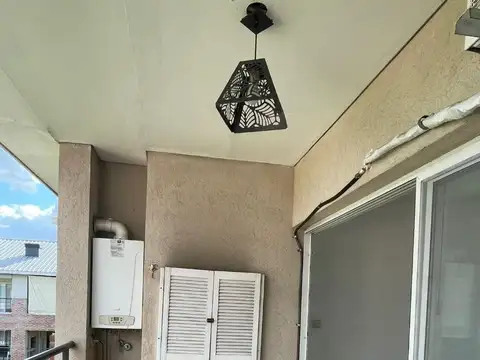 VENTA MONOAMBIENTE LUMINOSO