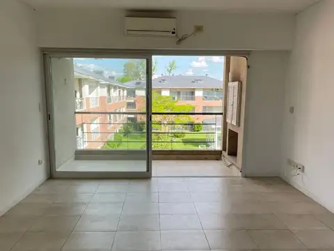 Departamento en Venta en Pilar, USD 68.000