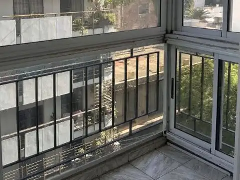 Departamento 6 ambientes con 2 baños